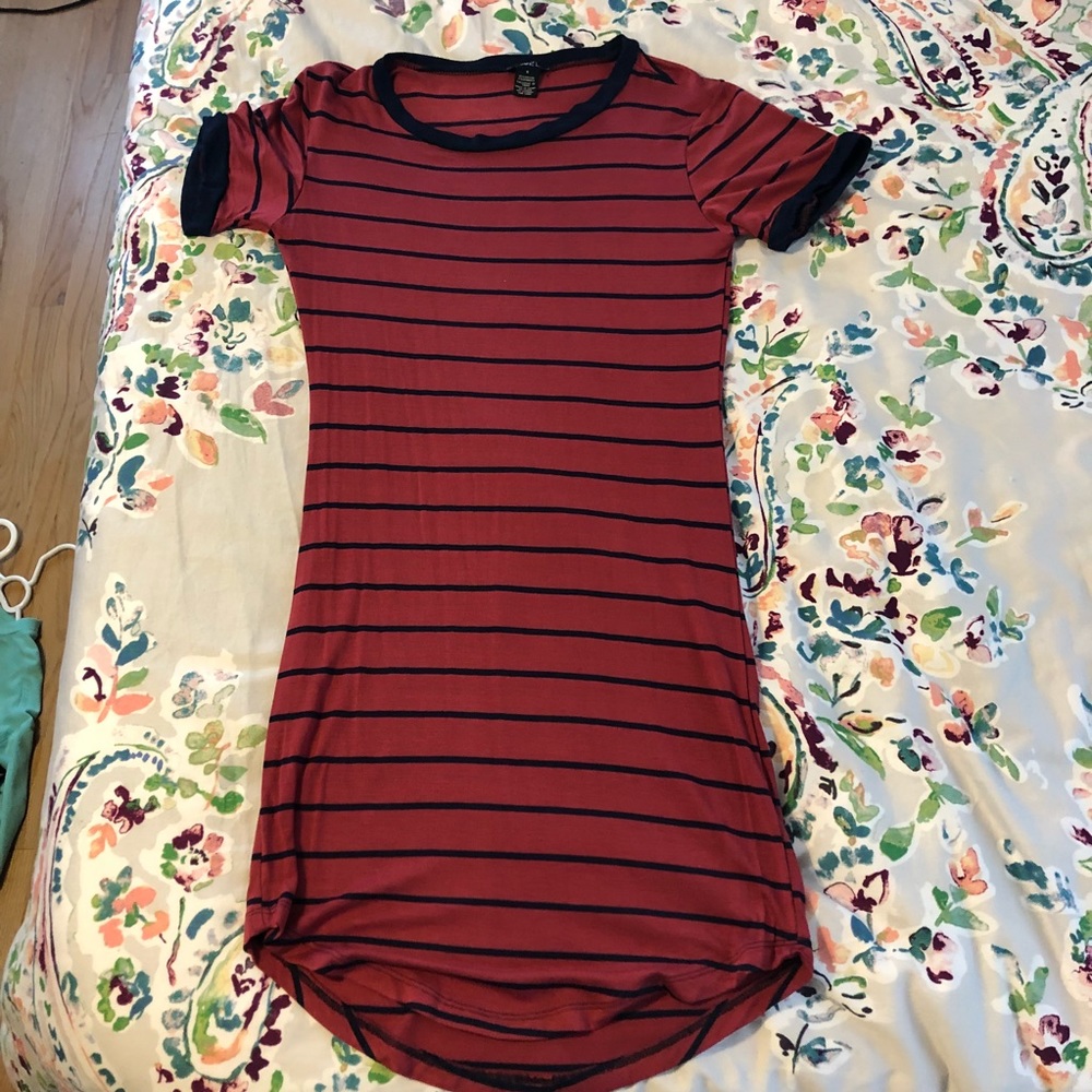 red & navy striped bodycon dress